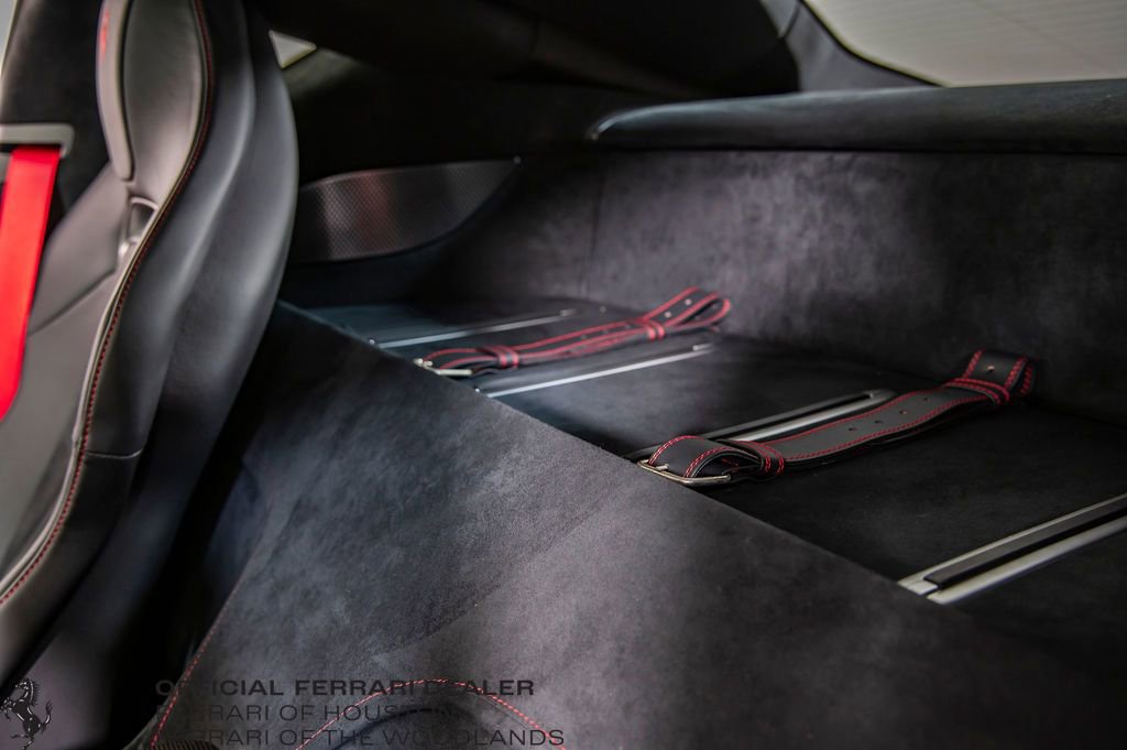 Used 2025 Ferrari 12Cilindri image 18