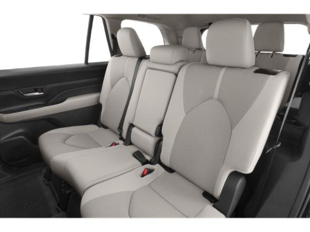 Used 2025 Toyota Grand Highlander AWD image 15