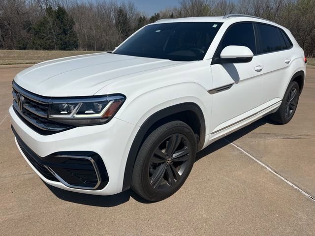 Used 2020 Volkswagen Atlas Cross Sport SE w/ Panoramic Sunroof Package video 1