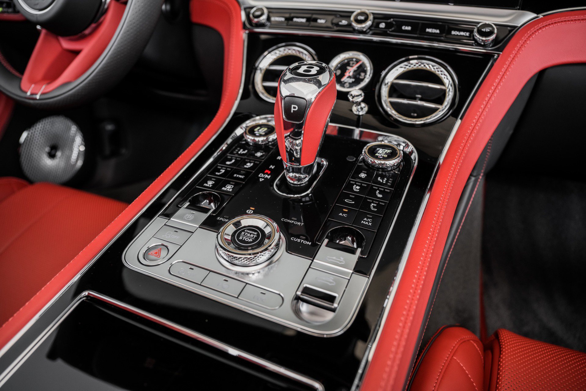 Used 2023 Bentley Continental GT V8 image 34