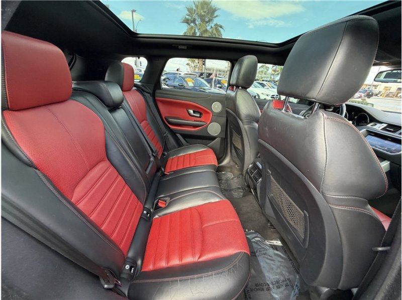 Used 2017 Land Rover Range Rover Evoque HSE Dynamic image 29