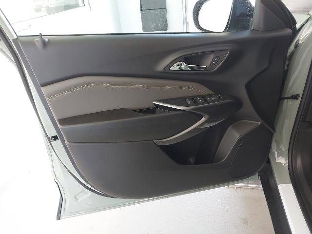 New 2026 Chevrolet Trax ACTIV image 25