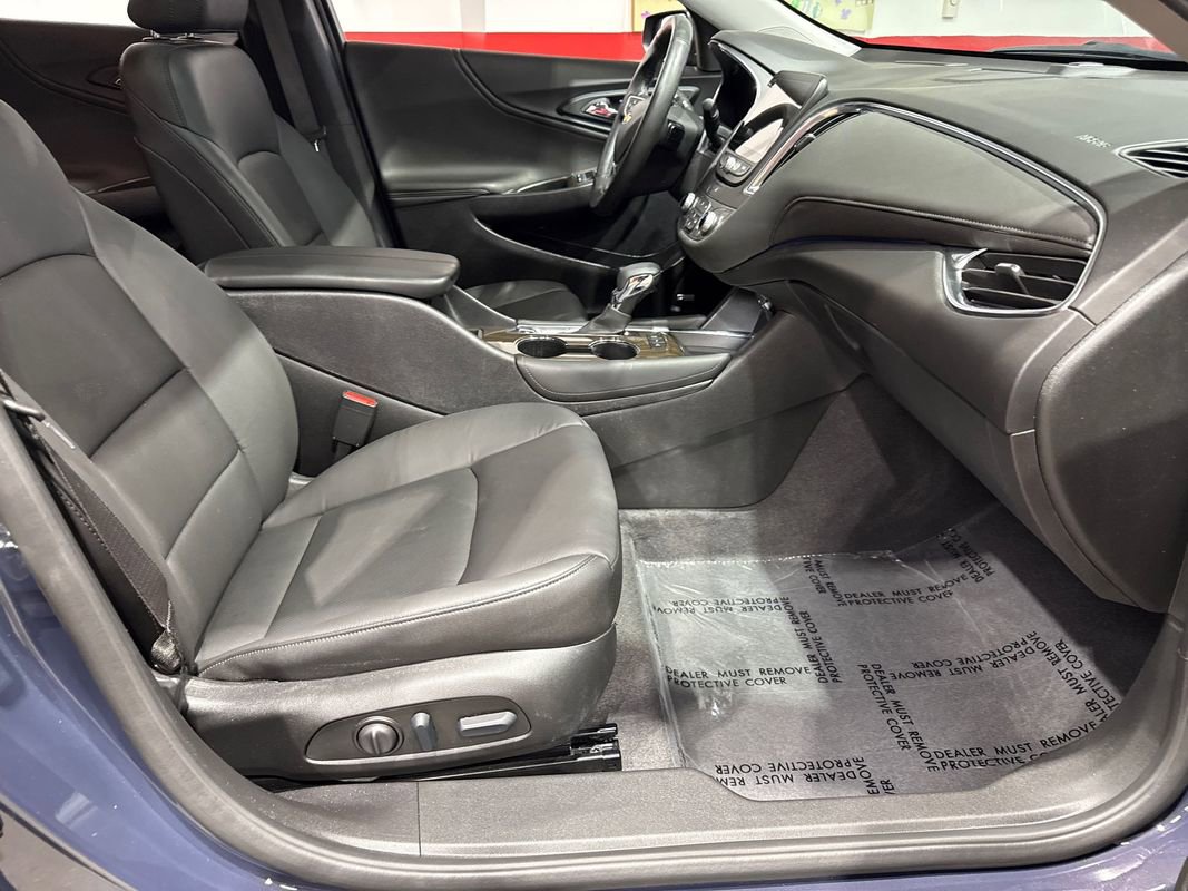 Used 2025 Chevrolet Malibu LT image 67