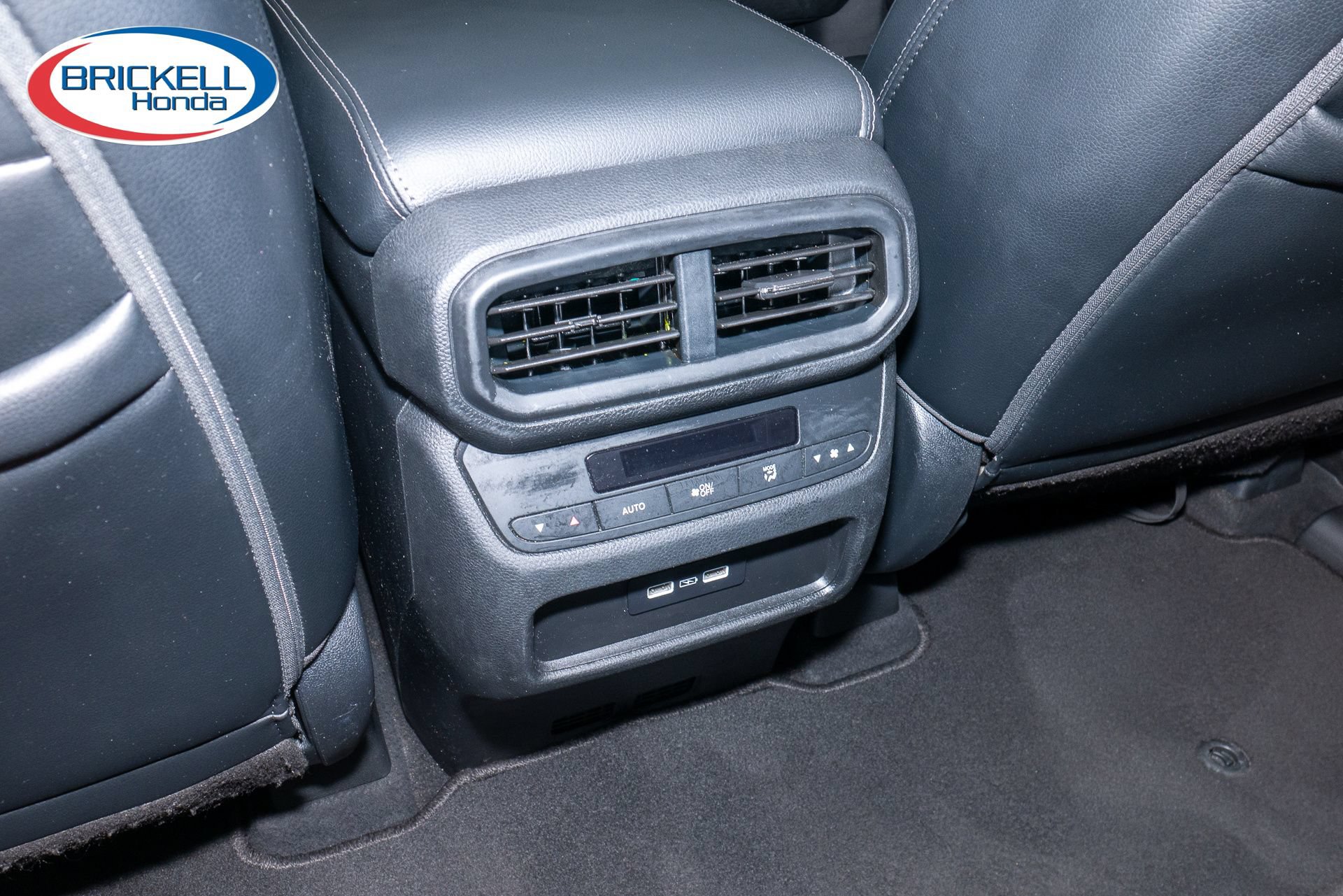 Certified 2023 Honda Pilot Touring image 29