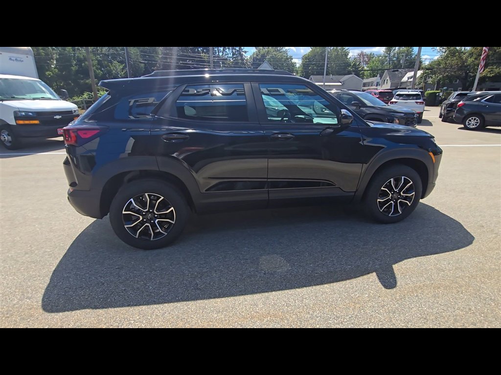 New 2026 Chevrolet TrailBlazer ACTIV w/ Convenience Package image 9