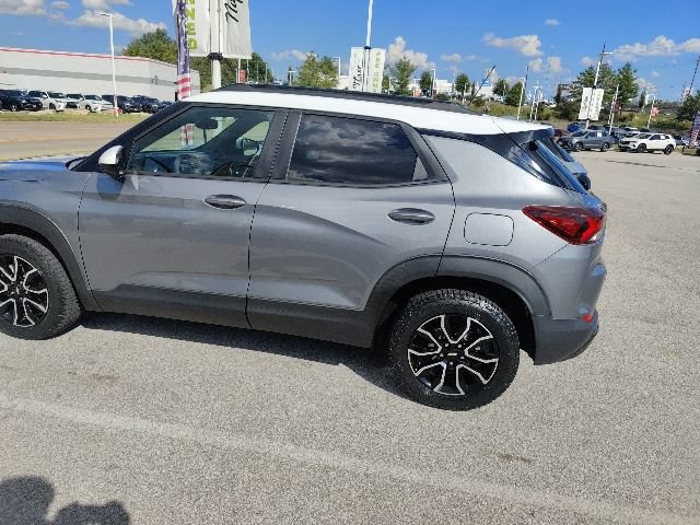 Used 2021 Chevrolet TrailBlazer ACTIV w/ Sun and Liftgate Package AWD/4WD image 13