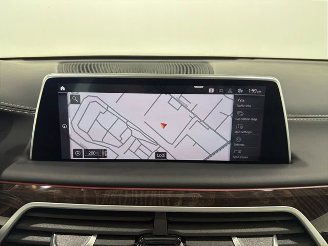 Used 2020 BMW 750i xDrive w/ Executive Package AWD/4WD image 33