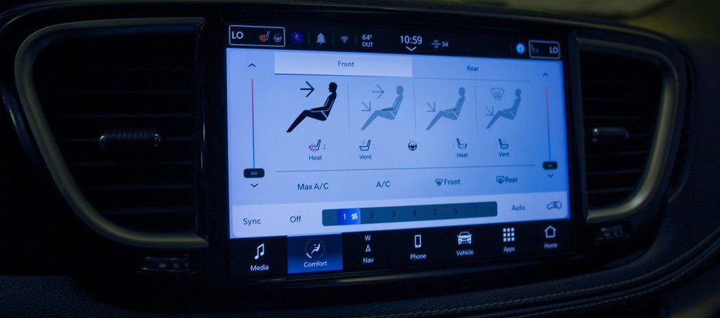 Used 2023 Chrysler Pacifica Limited FWD image 23