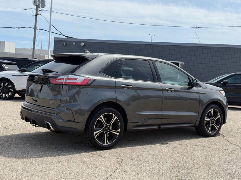 Certified 2019 Ford Edge ST w/ Equipment Group 401A AWD/4WD image 3