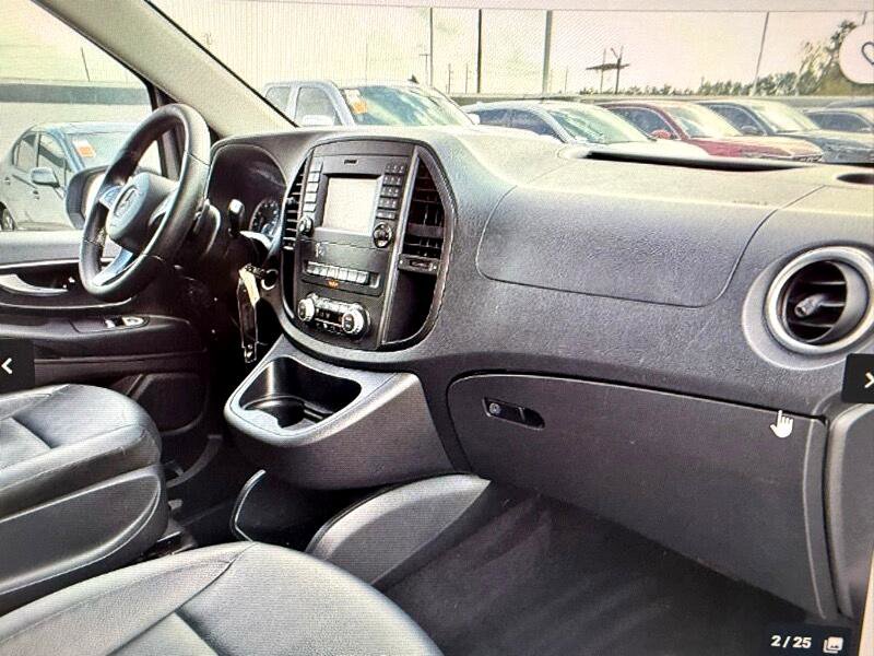 Used 2016 Mercedes-Benz Metris Passenger image 21