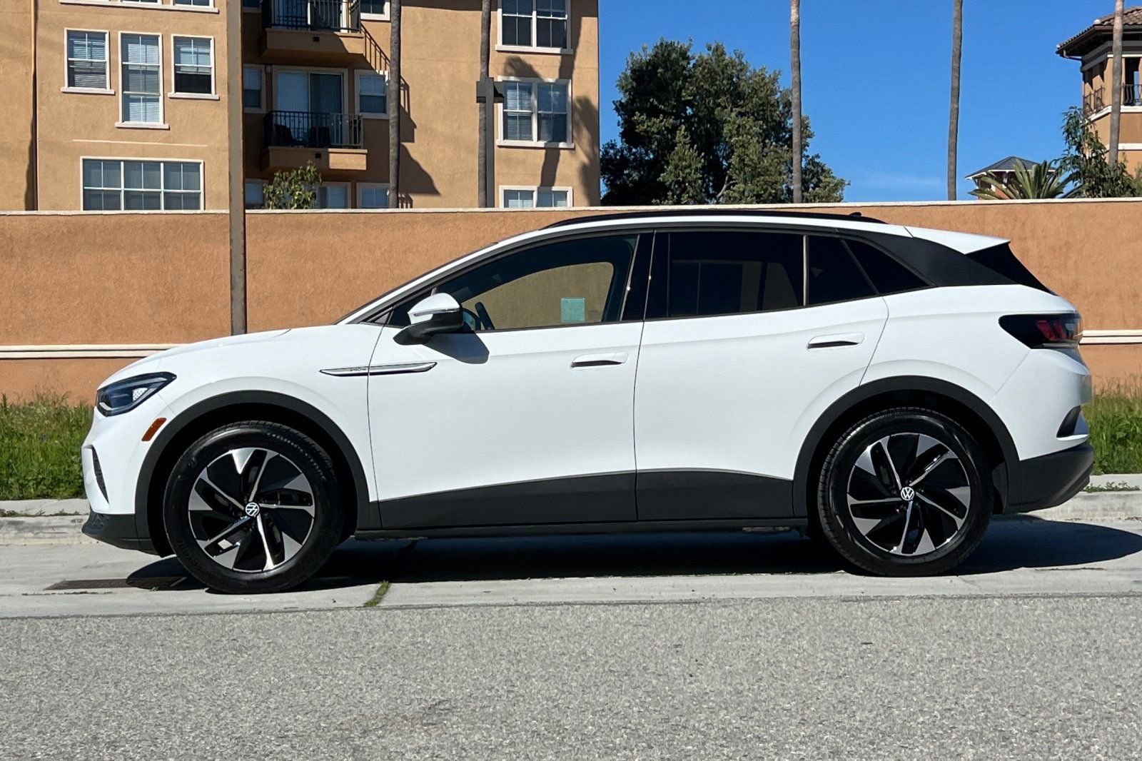 Used 2022 Volkswagen ID.4 Pro S image 7