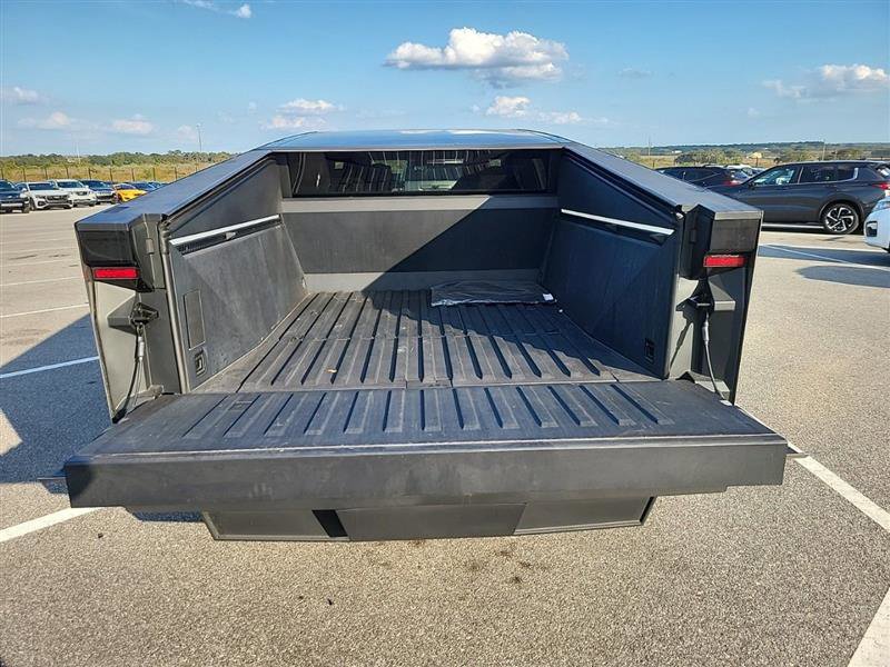 Used 2024 Tesla Cybertruck Cyberbeast image 7