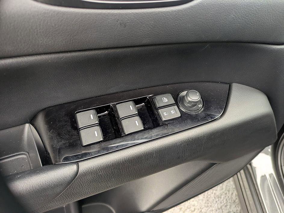 Certified 2025 MAZDA CX-5 AWD 2.5 S w/ Select Package image 15