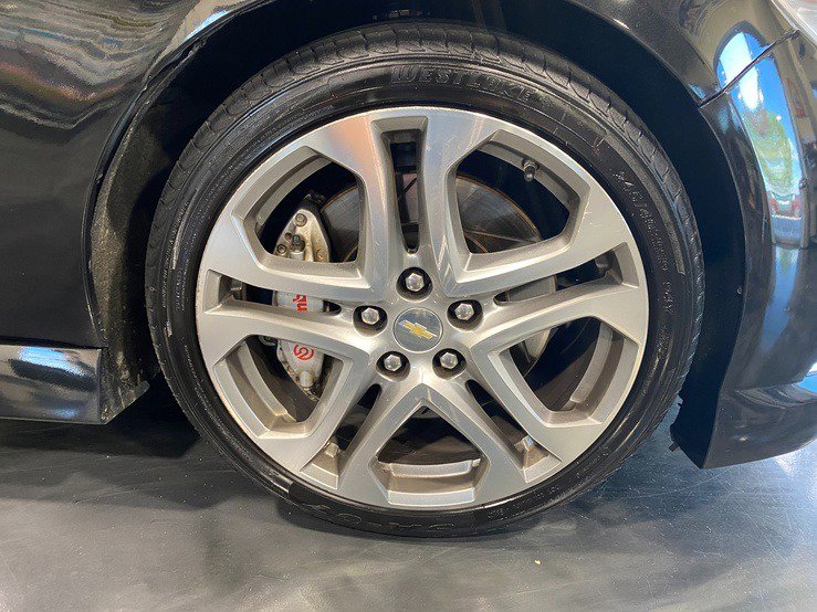 Used 2015 Chevrolet SS image 9