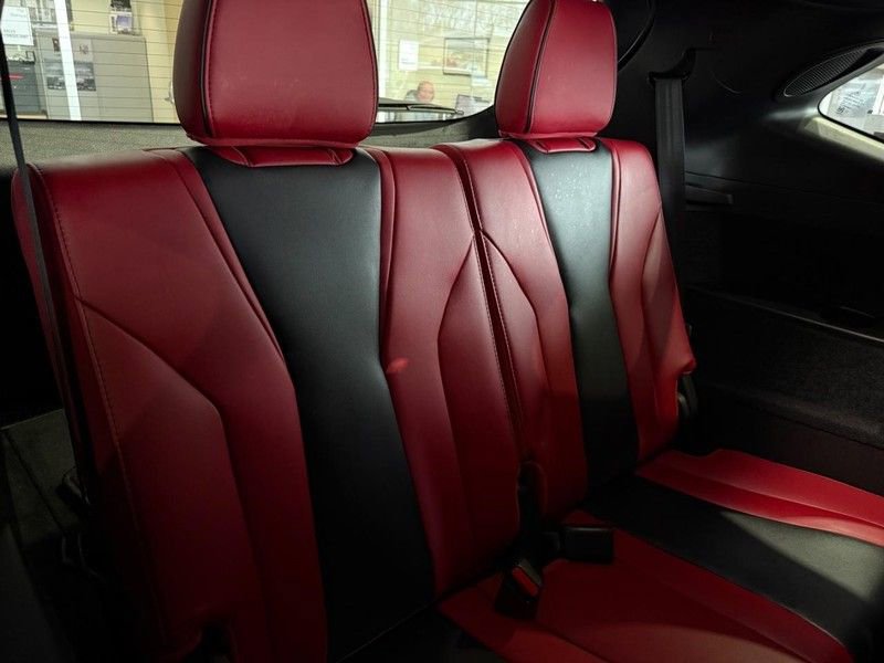 Used 2025 Acura MDX A-Spec image 9