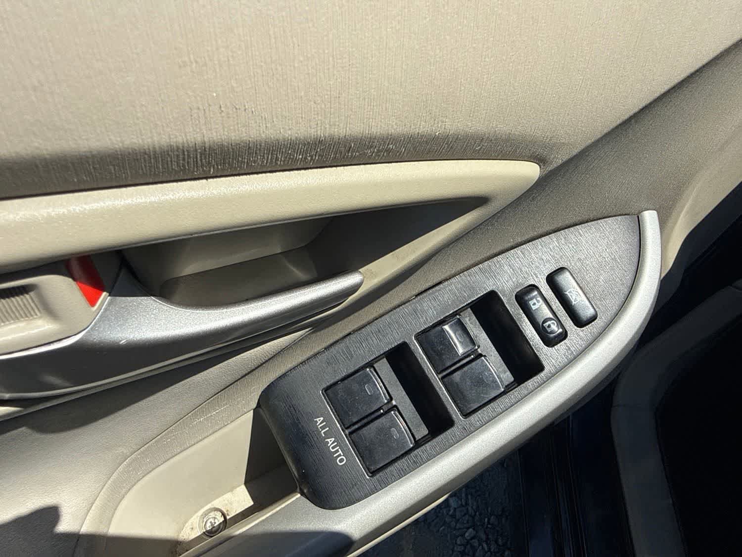Used 2012 Toyota Prius Four FWD image 18