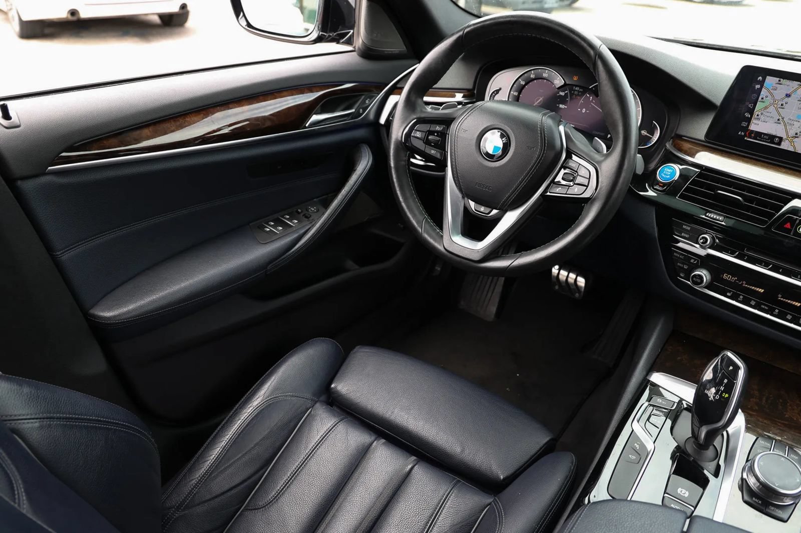 Used 2017 BMW 540i xDrive AWD/4WD image 11