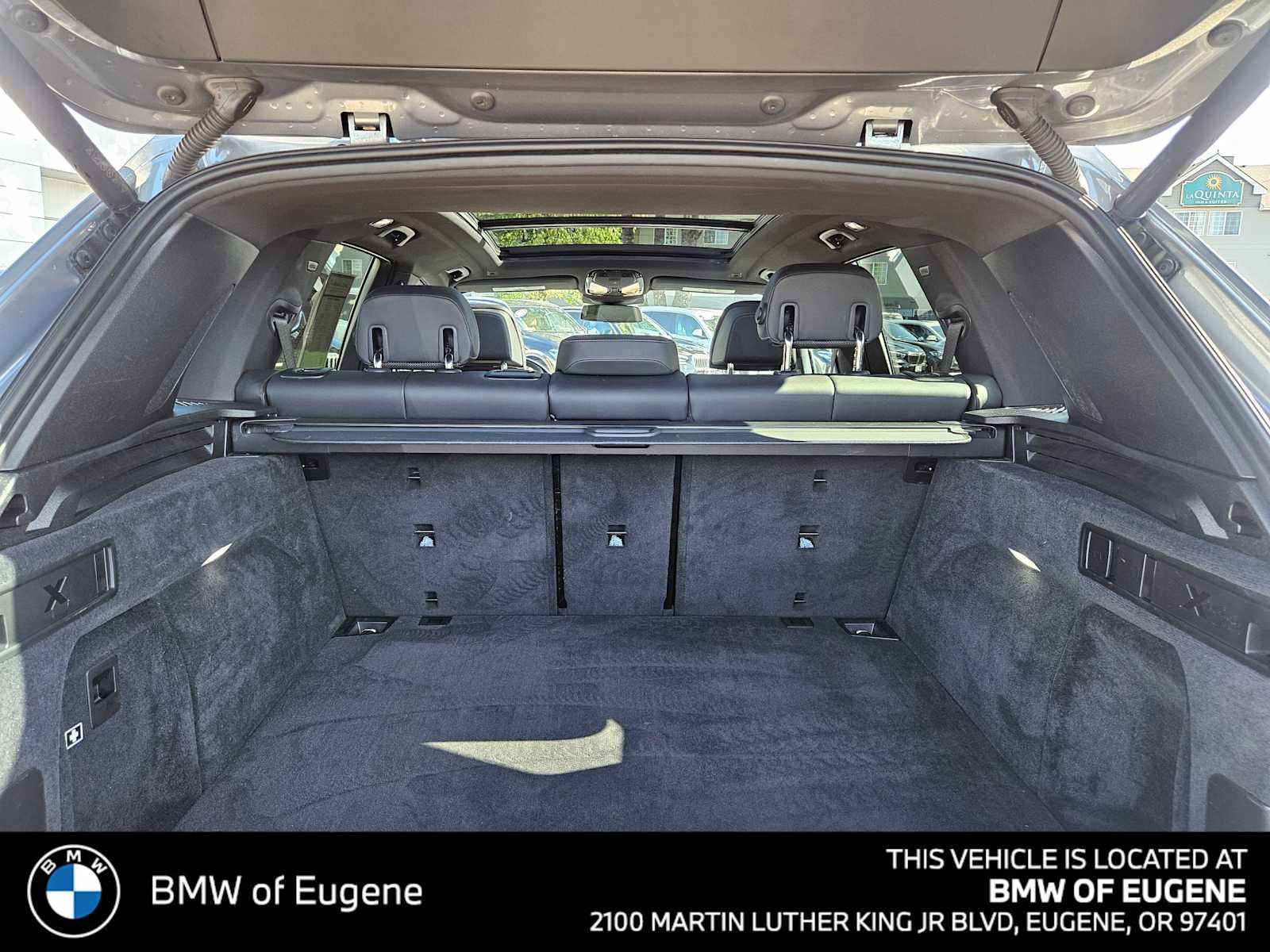 Used 2024 BMW X5 xDrive40i w/ Premium Package AWD/4WD image 18