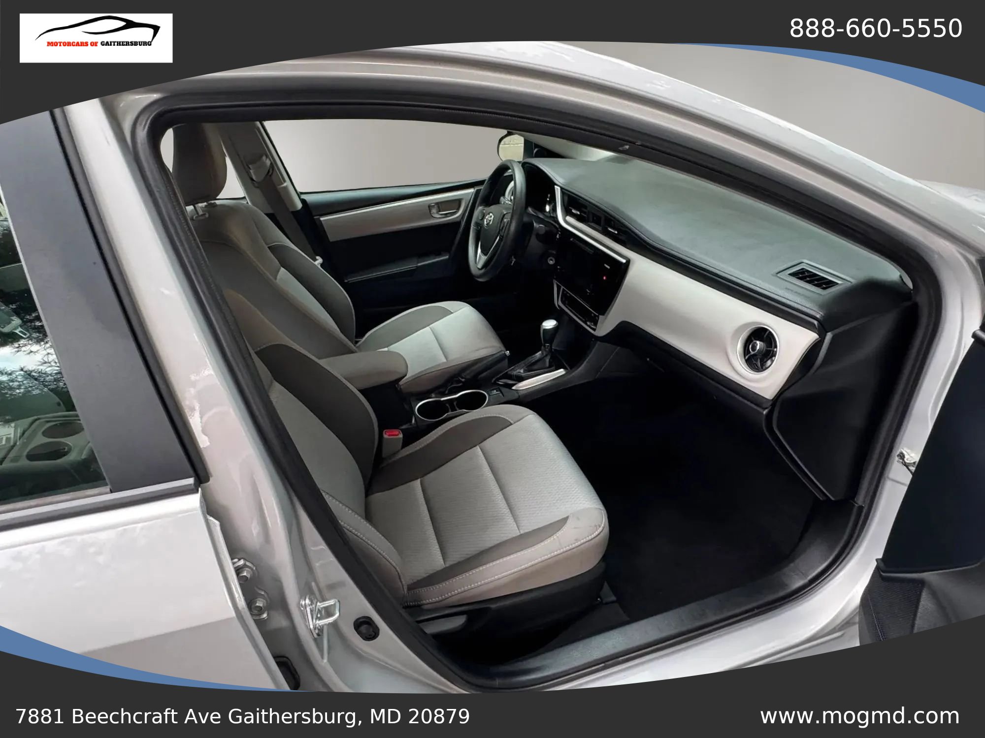 Used 2017 Toyota Corolla LE w/ Carpet Mat Package (TMS) FWD image 5
