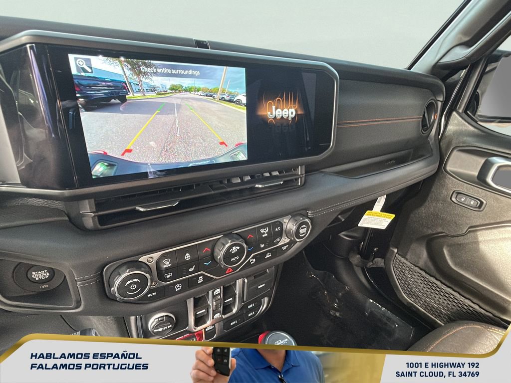 Used 2025 Jeep Gladiator Mojave w/ Safety Group image 22