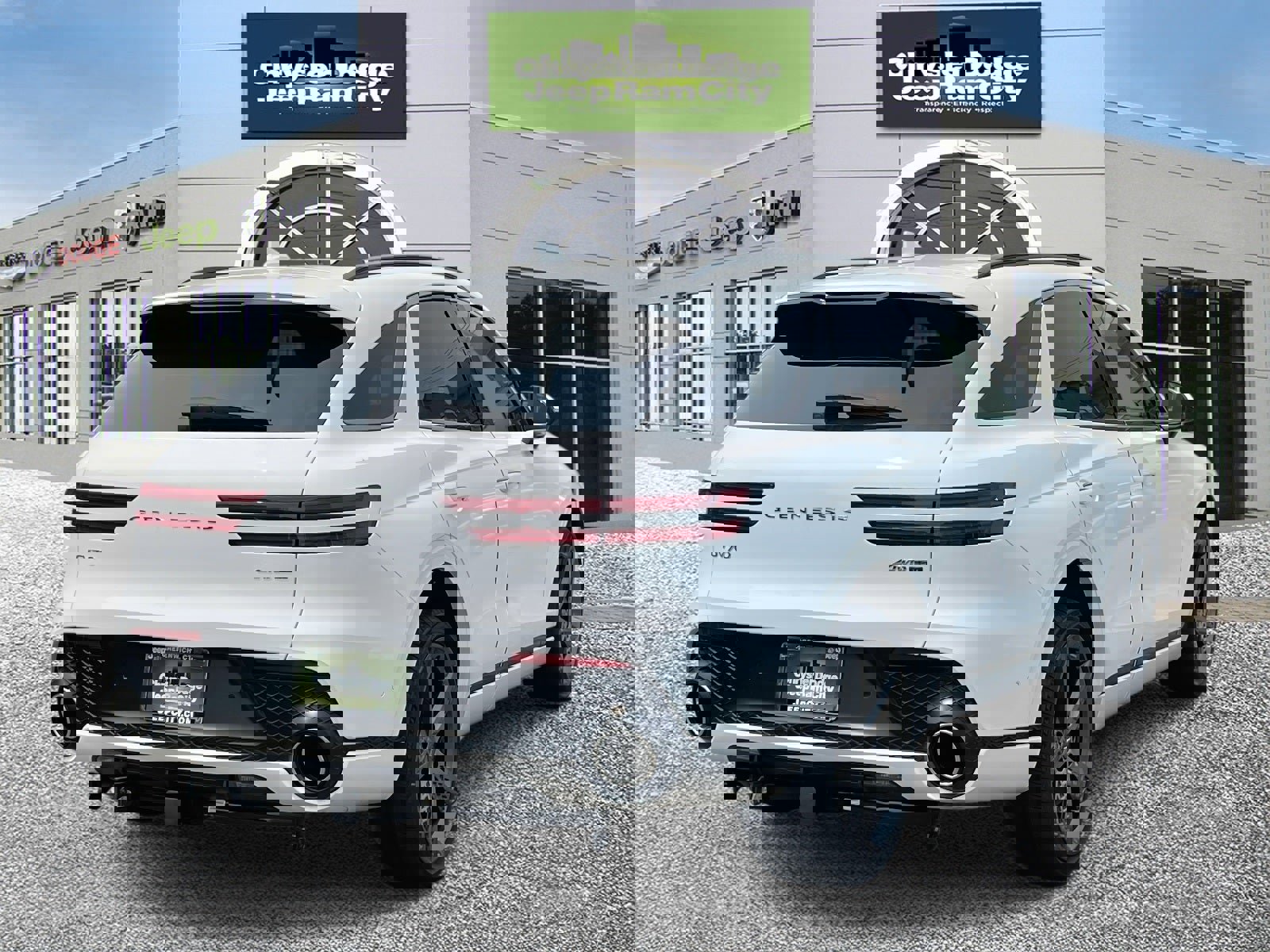 Used 2025 Genesis GV70 3.5T Sport w/ Sport Advanced Package image 6