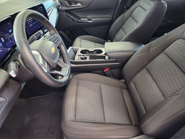 Used 2026 Chevrolet Equinox LT FWD image 4