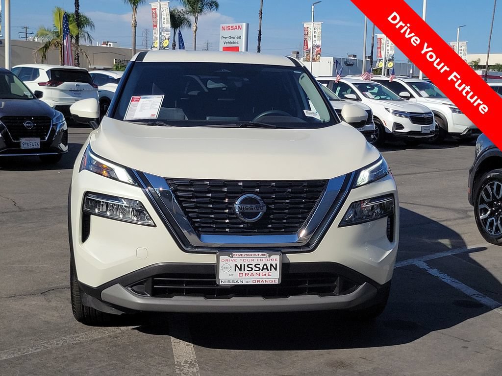 Certified 2021 Nissan Rogue SV FWD image 30