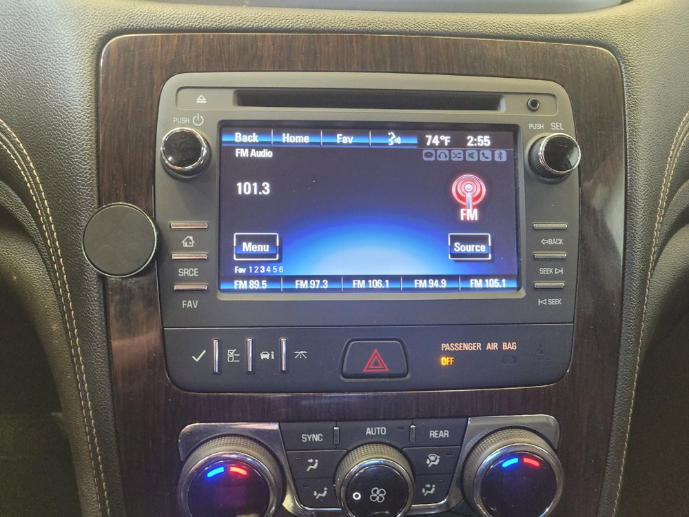 Used 2015 Chevrolet Traverse LT AWD/4WD image 25