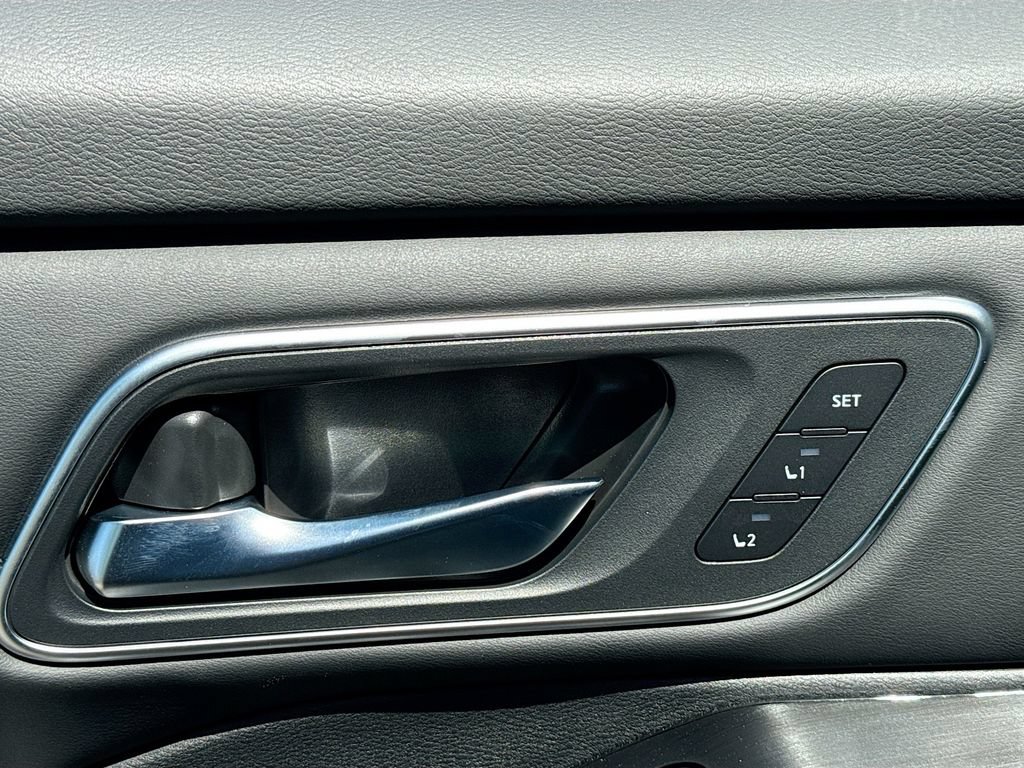 New 2026 Nissan Rogue Platinum AWD/4WD image 11