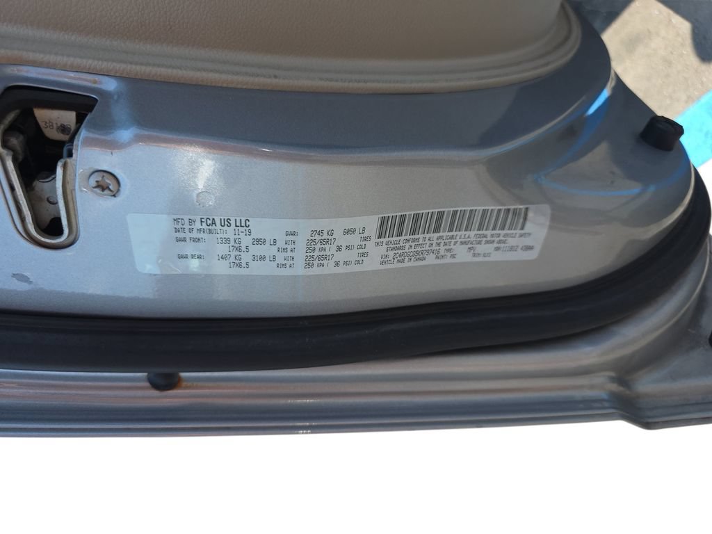 Used 2019 Dodge Grand Caravan SXT FWD image 32