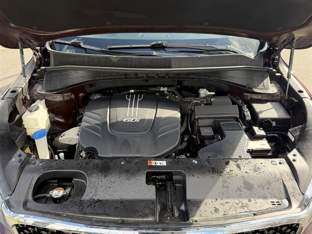 Used 2017 Kia Sorento SX image 38