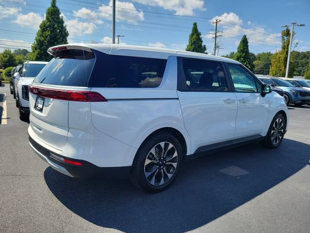 Certified 2024 Kia Carnival EX FWD image 4