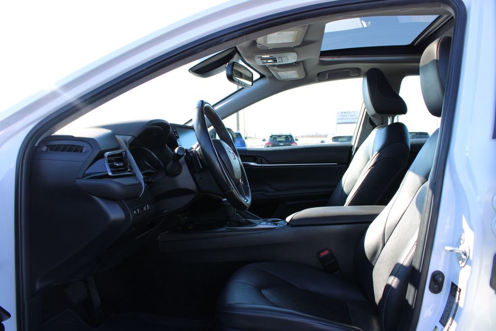 Used 2023 Toyota Camry XSE image 22