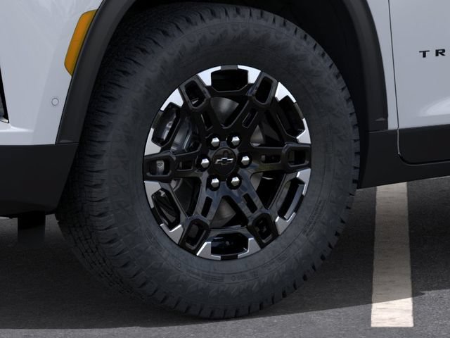 New 2027 Chevrolet Traverse Z71 w/ Enhanced Driving Package AWD/4WD image 9