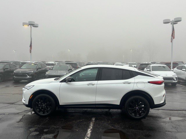 Used 2024 Buick Envista Sport Touring w/ Convenience I Package image 5