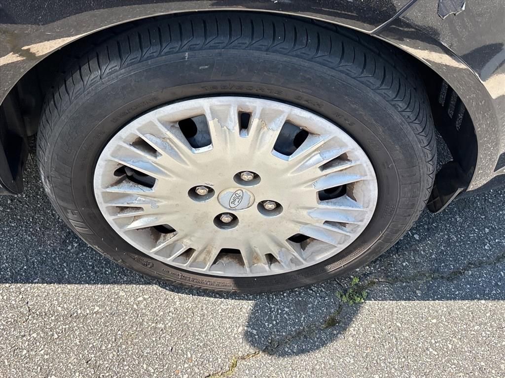 Used 2014 Ford Fiesta S image 5