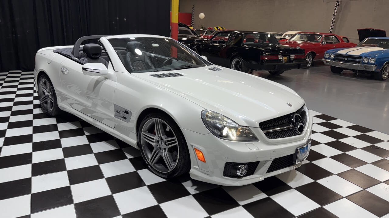 Used 2011 Mercedes-Benz SL 63 AMG image 3