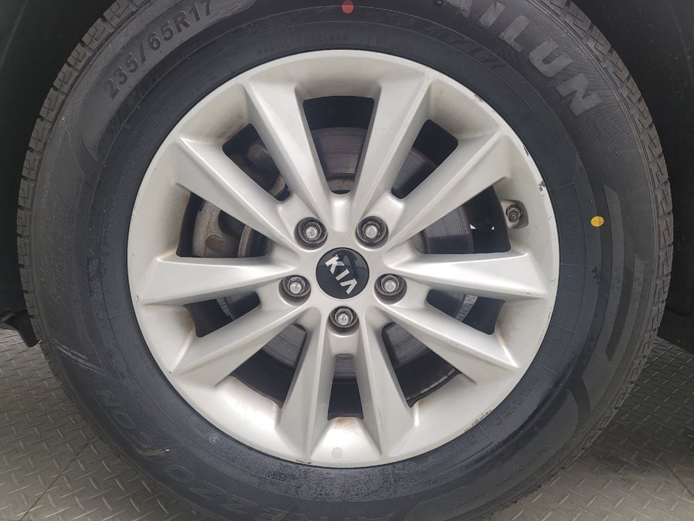 Used 2019 Kia Sorento AWD image 31