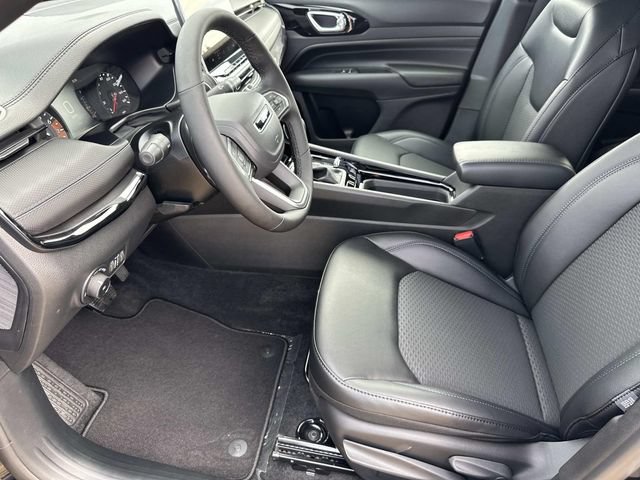 New 2026 Jeep Compass Latitude AWD/4WD image 25