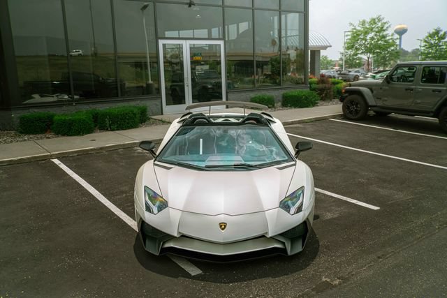 Used 2016 Lamborghini Aventador LP 750-4 Superveloce AWD/4WD image 36