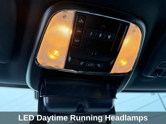 Used 2021 Jeep Grand Cherokee Laredo X image 38