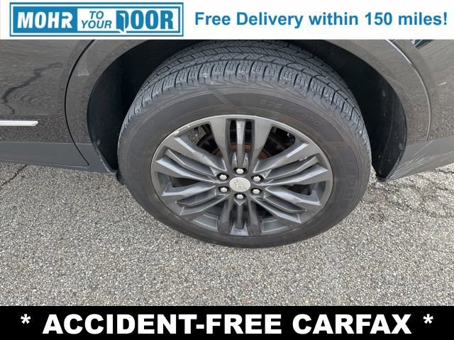 Used 2017 Cadillac XT5 Premium Luxury image 35