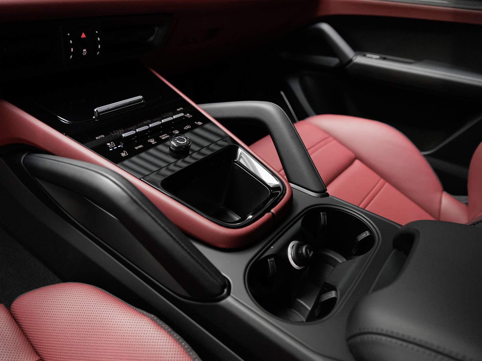 New 2026 Porsche Cayenne Turbo GT AWD/4WD image 25