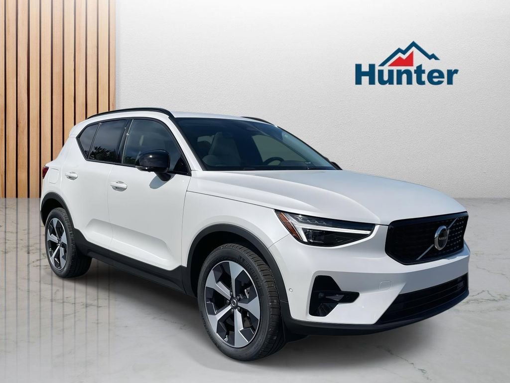New 2026 Volvo XC40 B5 Plus w/ Protection Package Premier image 1