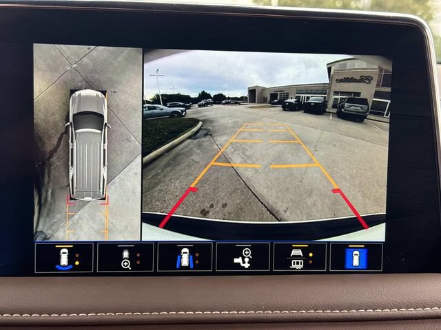 Used 2023 Chevrolet Suburban High Country AWD/4WD image 29