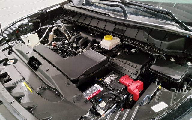 Used 2024 Nissan Pathfinder SV image 28