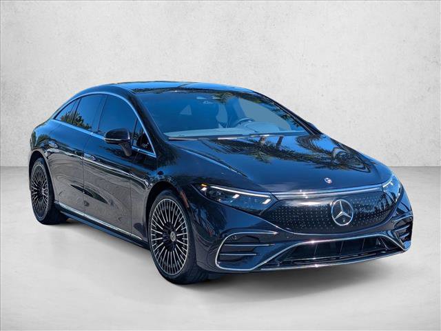 Used 2024 Mercedes-Benz EQS 580 4MATIC Sedan image 3
