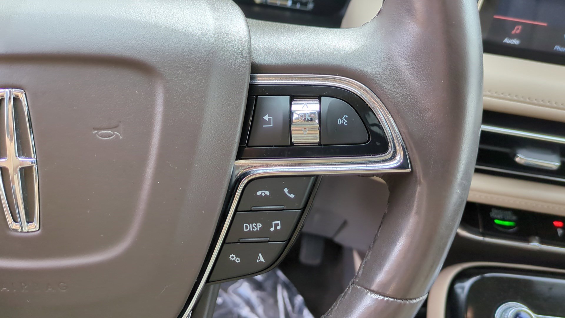 Used 2022 Lincoln Nautilus Reserve FWD image 18