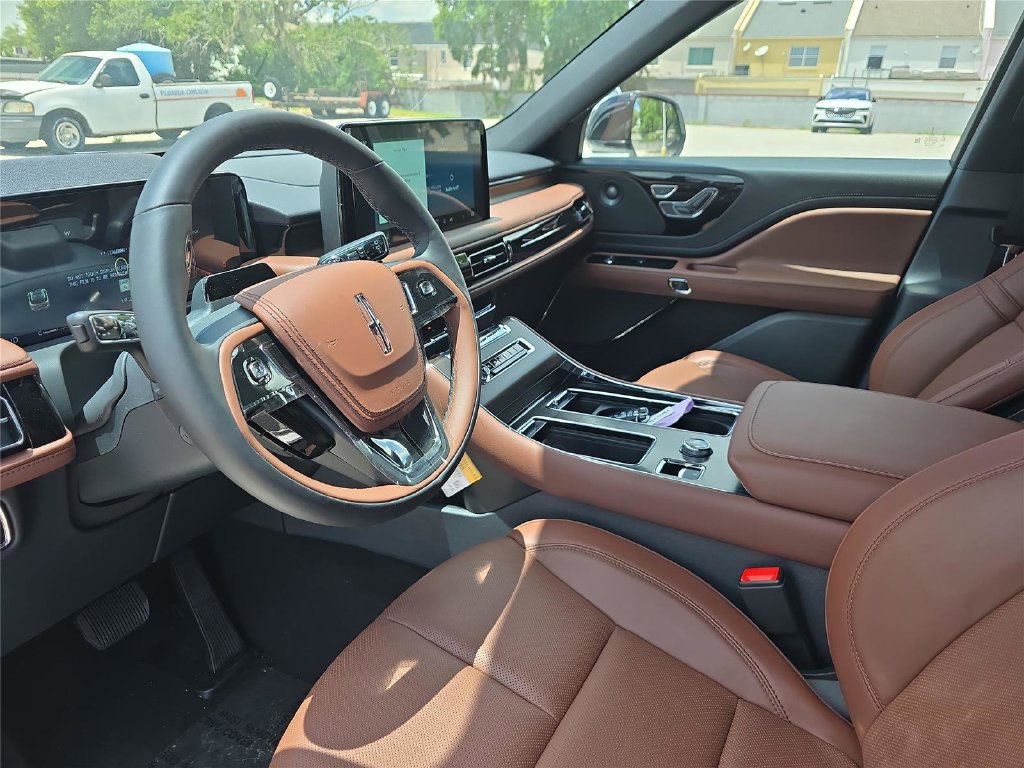 New 2026 Lincoln Aviator Reserve AWD/4WD image 18