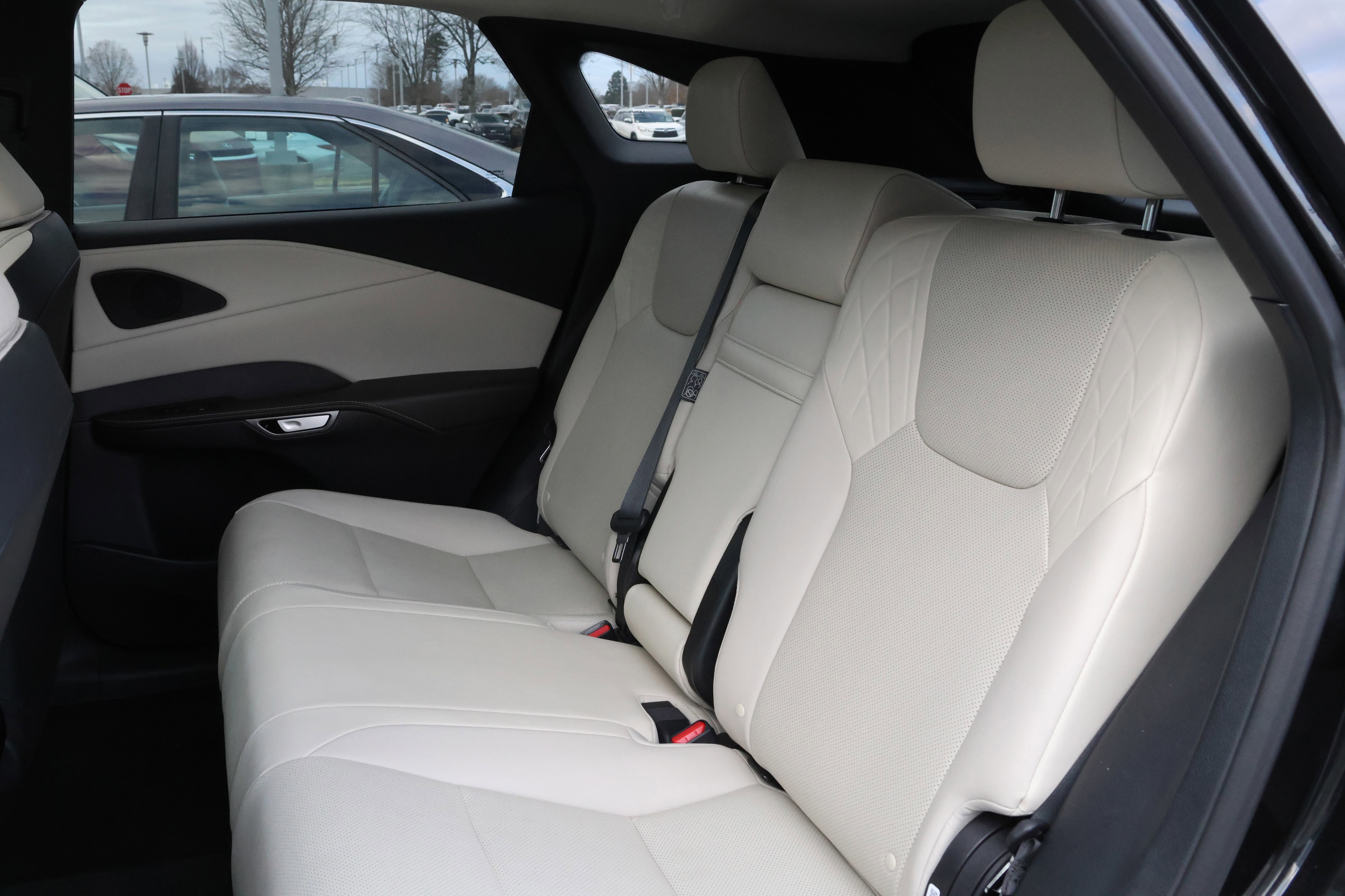 Used 2024 Lexus RX 350 Premium image 35